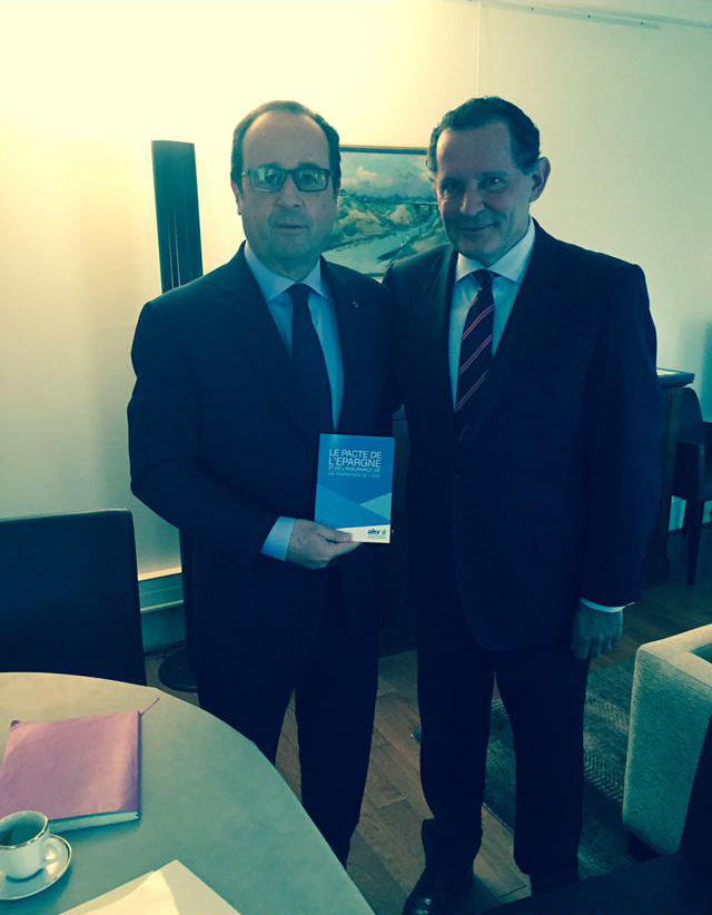 Remise du Pacte de l’Afer à François Hollande, Elysée