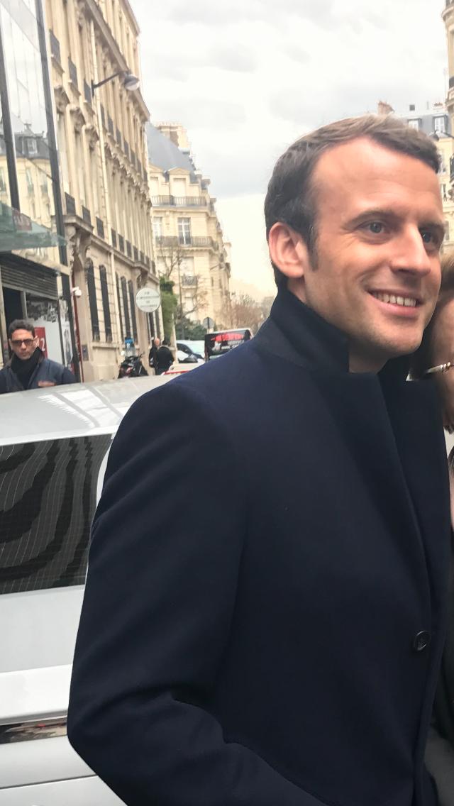 Un candidat en campagne sur RTL