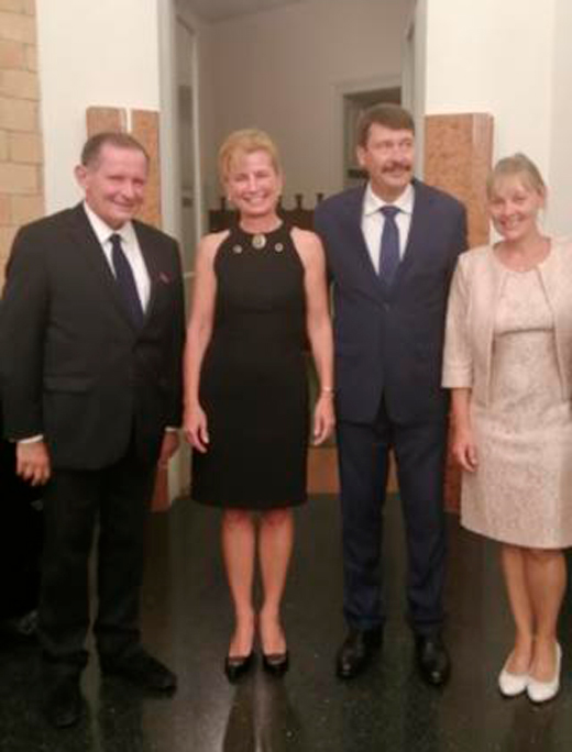 Le Président de la République de Hongrie, Janos Ader, son épouse, et Andrea Vigh, Présidente de l’Academie de Musique F. Liszt, Budapest